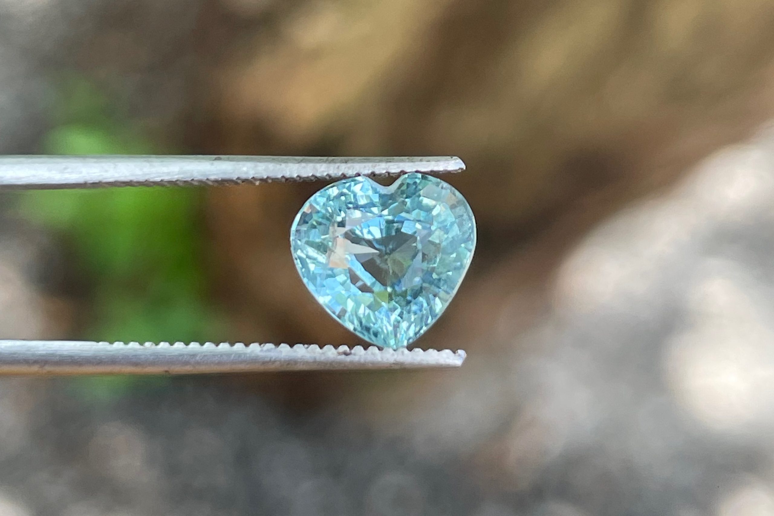 Aquamarine heart shape, 1.60 carats - Image 2